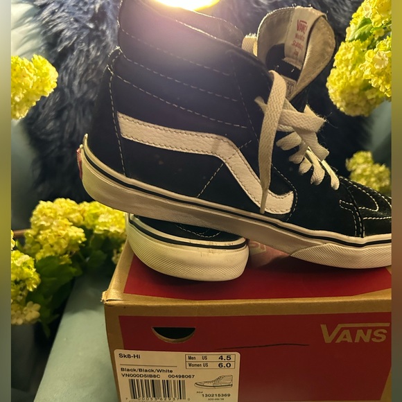 Gently used Black/White Sk8 HI Vans - Picture 4 of 8